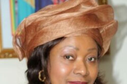 Article : À la Une de l’actualité, toujours le décès avant-hier de l’ancienne 1e dame, Hadja Djènè Kaba Condé